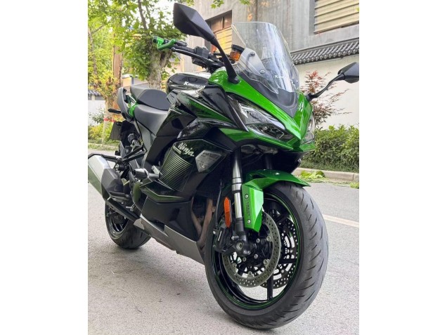 Carénages Moto Kawasaki Z1000SX 2020-2025 - Noir Gris Vert Ninja