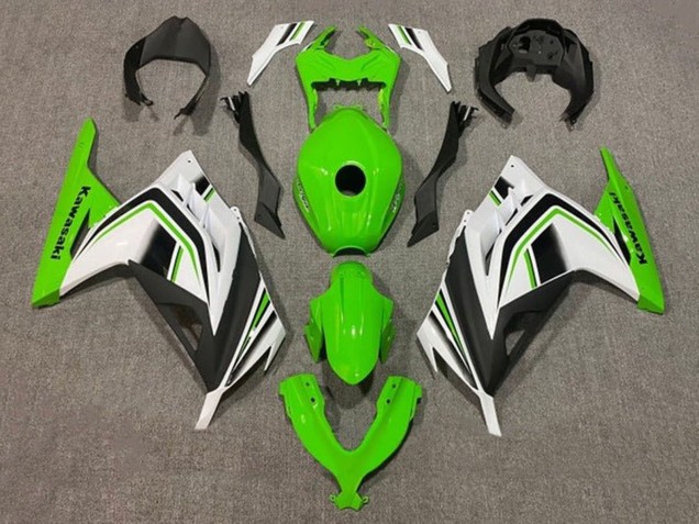 Carénages Moto Kawasaki EX300 2013-2024 - Vert Blanc Noir Bande