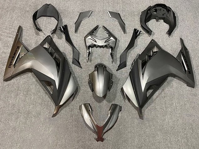 Carénages Moto Kawasaki EX300 2013-2024 - Argent Noir Mat